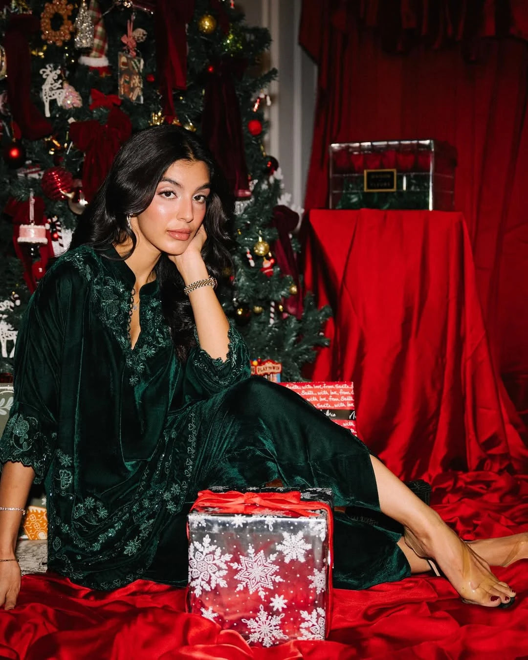 Nia Mia
Winter Wonderland '25 - Emerald